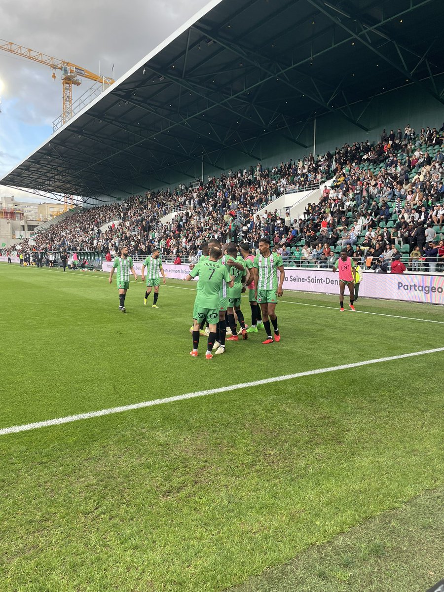 ⌚️ Après 8️⃣0️⃣ minutes de jeu, les champions de National 1 prennent le large et mènent maintenant 4 buts à 2 💛💙