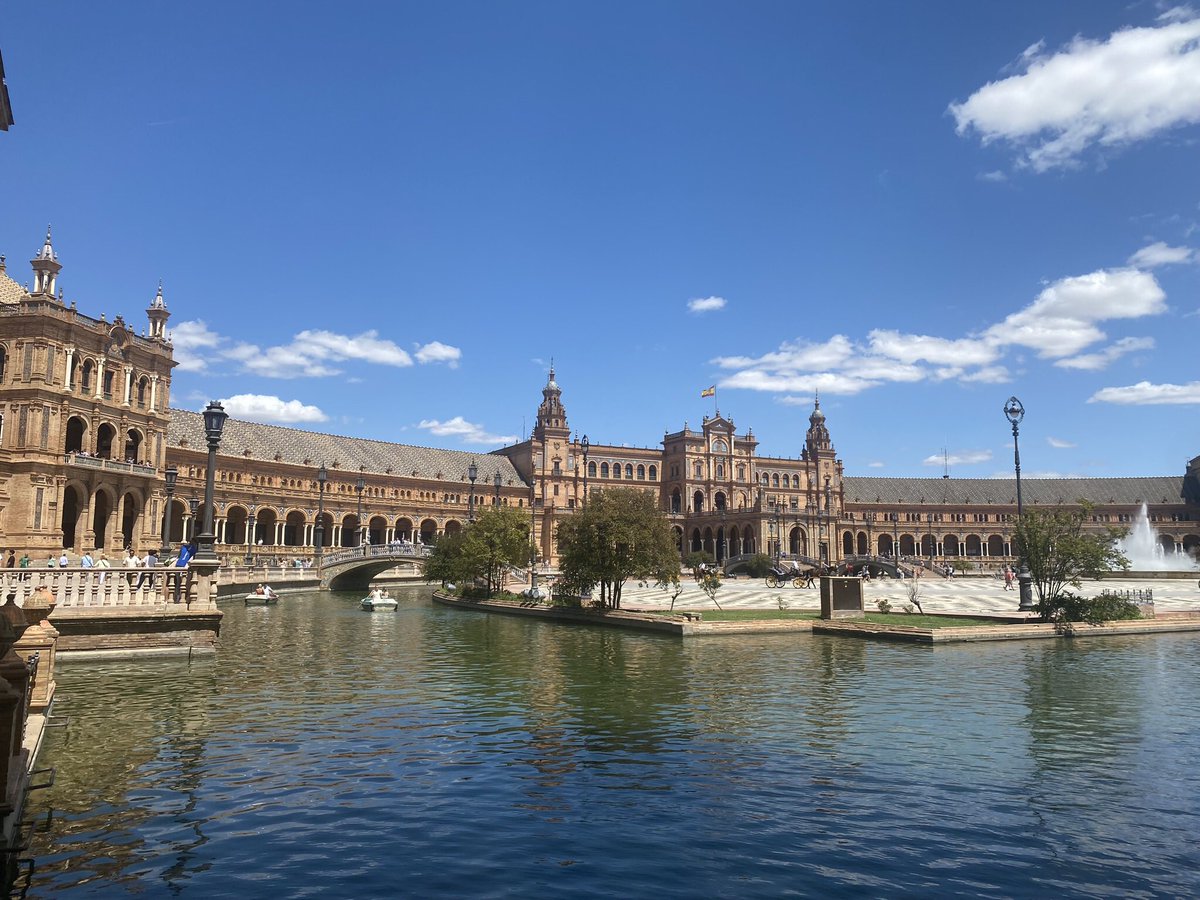 Toñi Lequerica tweet media