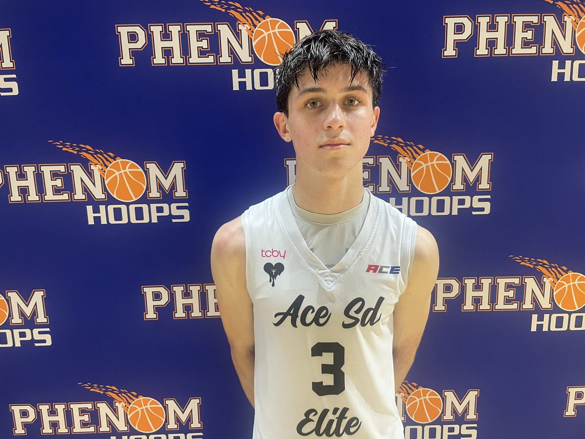 A program is going to get a nice piece down the road in 2025 Brady Dunn <a href="/ACESDCHARLOTTE/">ACE Skill Development</a>. Continues to flourish in so many ways, but really showcased his 3-point shooting today with 8 3's to lead his team. #PhenomG3Live