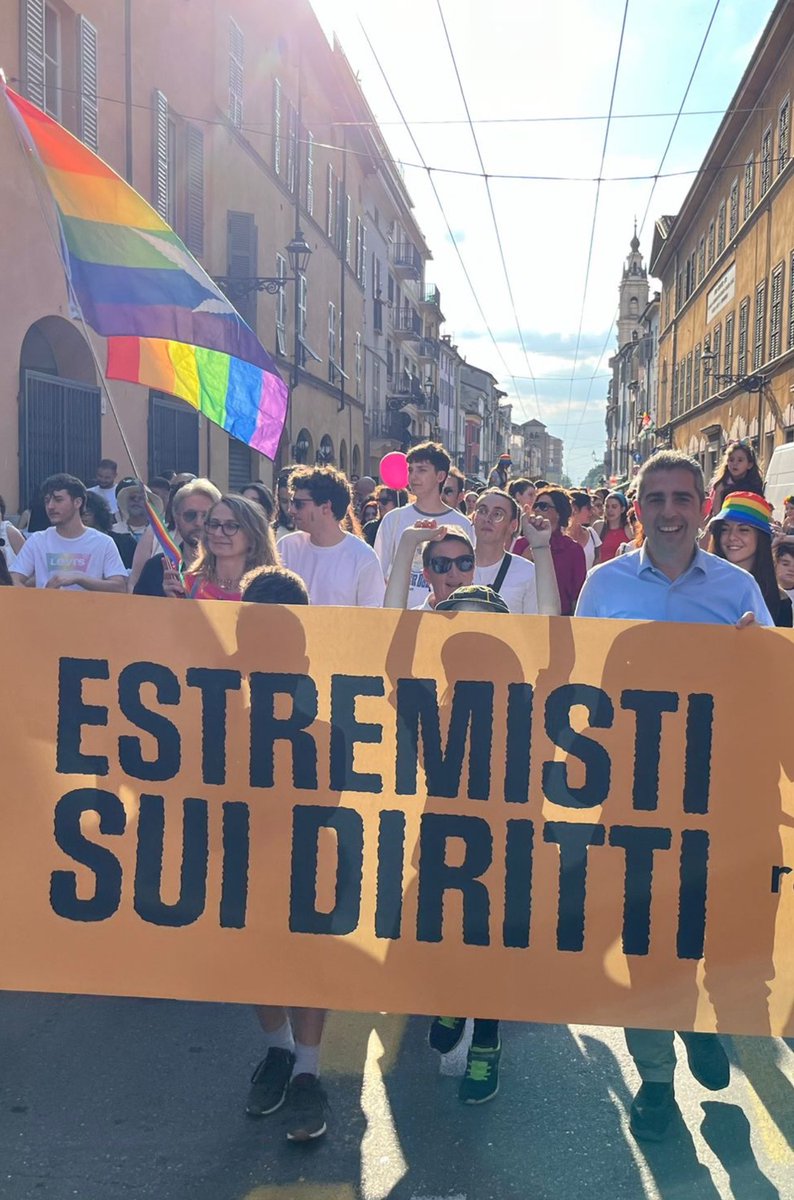 Sui diritti non si torna indietro, mai 🌈
#ParmaPride #EstremistiSuiDiritti
