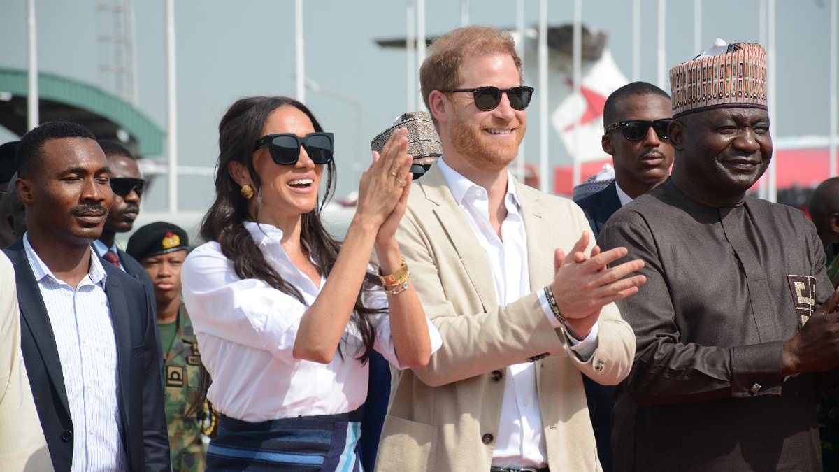 Revealed: Meghan and Prince Harry were flown around Nigeria for free with 'top-tier treatment' by airline whose chairman is a fugitive wanted in the US over $20M money laundering operation trib.al/rqsz5C7