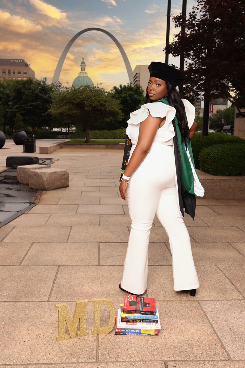 apr_lewis's tweet image. I remember being told “people don’t do that where you’re from.” Wellll… I guess now they DO!!
April Y. Lewis, MD 🩺 : STL made. First gen. Now-OB/GYN in training. God is so good.
“You can’t be what you can’t see” can actually be a lie if you DON’T GIVE UP! #obgyn #blackdoctor