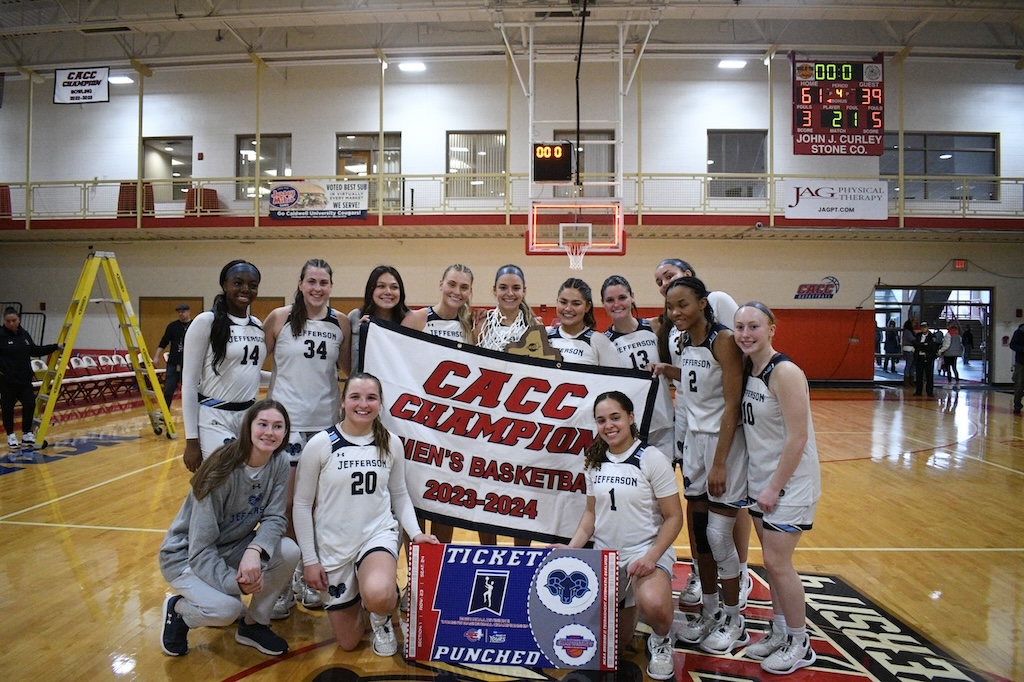 With a 32-2 record, @Jefferson_WBB had an incredible season under @CoachTomShirley, winning the @CACC01 title and making their sixth straight trip to the @NCAADII Tournament. 🏀 Check out highlights: brnw.ch/21wJUvt