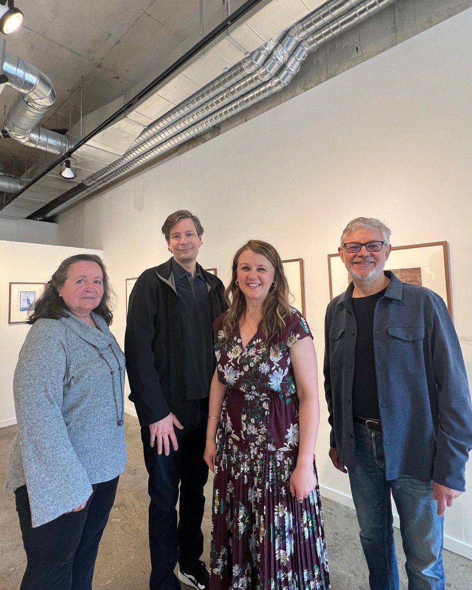 Visited @PropellerArtGallery, amazed by the captivating pieces on display. Discussed federal support for Canadian artists. Recognizing local galleries in fostering emerging artists is crucial, especially during and after the pandemic. #cdnpoli #Toronto #DavenportTO #ArtMatters
