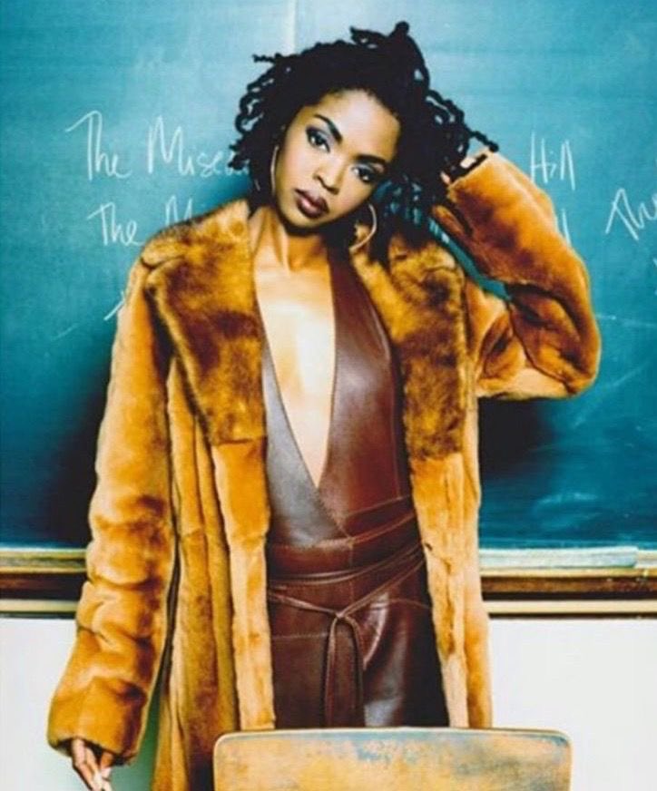idcastbr's tweet image. MDS 🚨🚨 Lauryn Hill finalmente irá lançar o sucessor do ‘The Miseducation of Lauryn Hill’ em breve. A cantora foi a última cantora negra a levar o AOTY no Grammy.