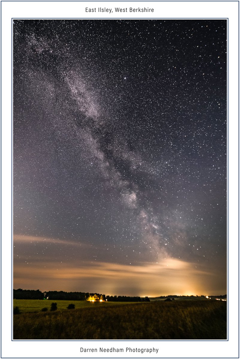 #MilkyWay at East Ilsley, West Berkshire

#StormHour #ThePhotoHour #CanonPhotography #LandscapePhotography #Landscape #AstroPhotography #AstroHour #Stars #NightPhotography #NightSky
@VirtualAstro