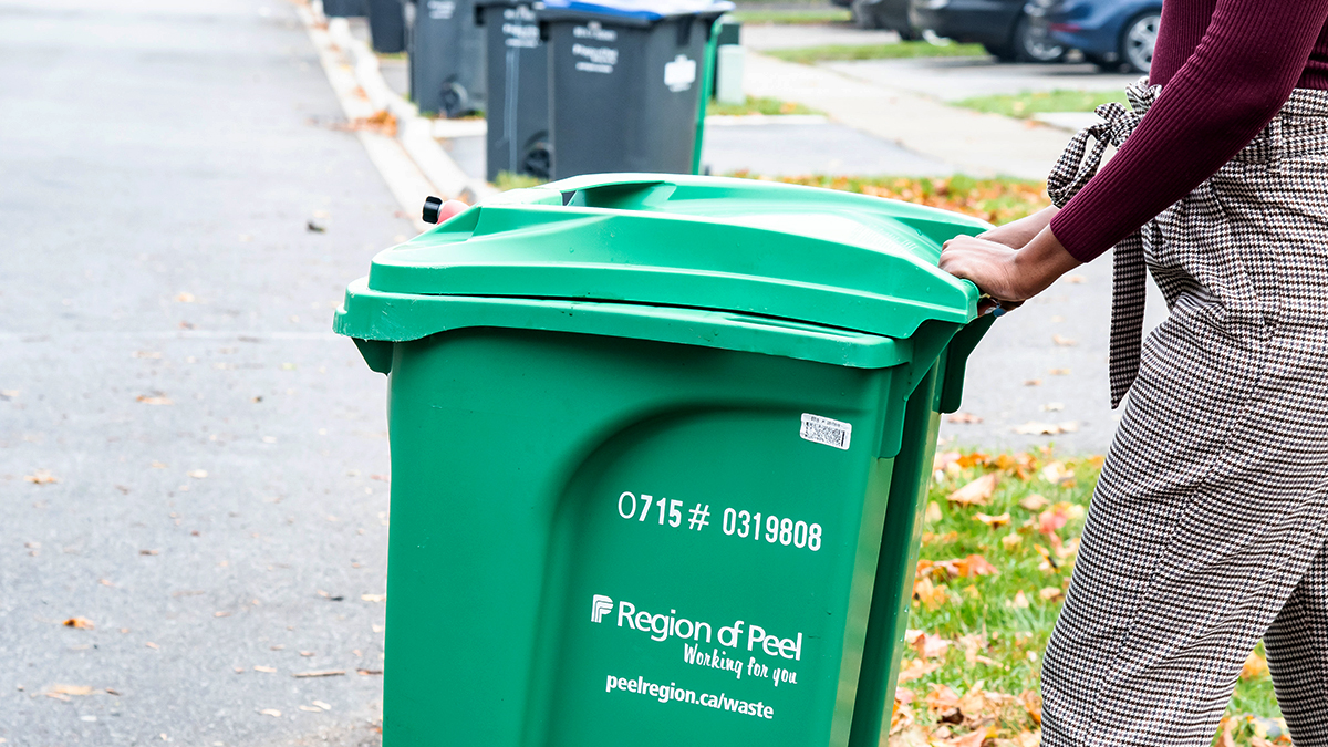On Monday, May 20, there will be no waste collection due to the Victoria Day holiday. Waste will be collected one day later that week. 🗓️

All Community Recycling Centres will be closed on May 20.

Check your collection calendar to find your pickup day: ow.ly/mAqz50RG7oc