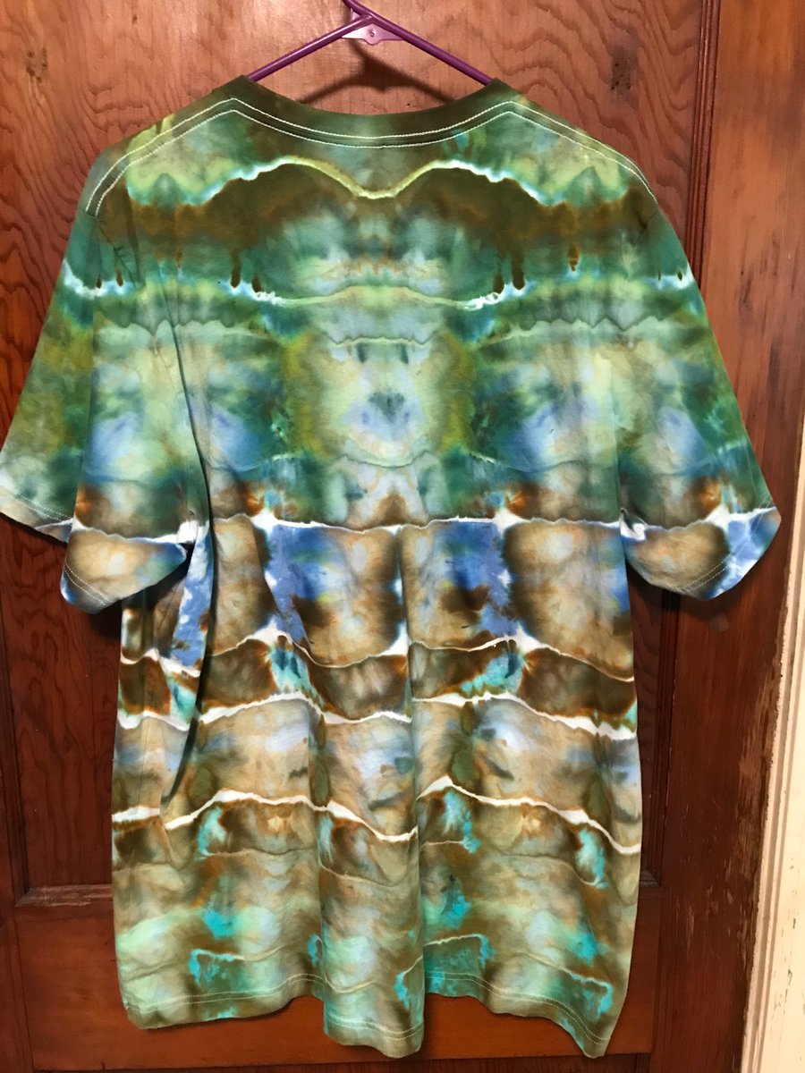 lisamarie552's tweet image. Both size large Bella canvas brand unisex shirts. Dyed with dharma procion dye  35 ea including shipping deals on multiple shirt orders #Icedye #tiedye   #wearableart