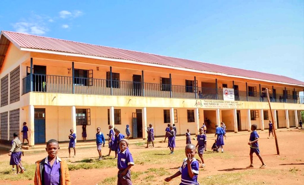 The construction of Chesamisi FYM Primary School's one-story building with eight classrooms has significantly alleviated overcrowding, creating an ideal learning environment. Masomo Kwanza. #DidmusBarasaGov27