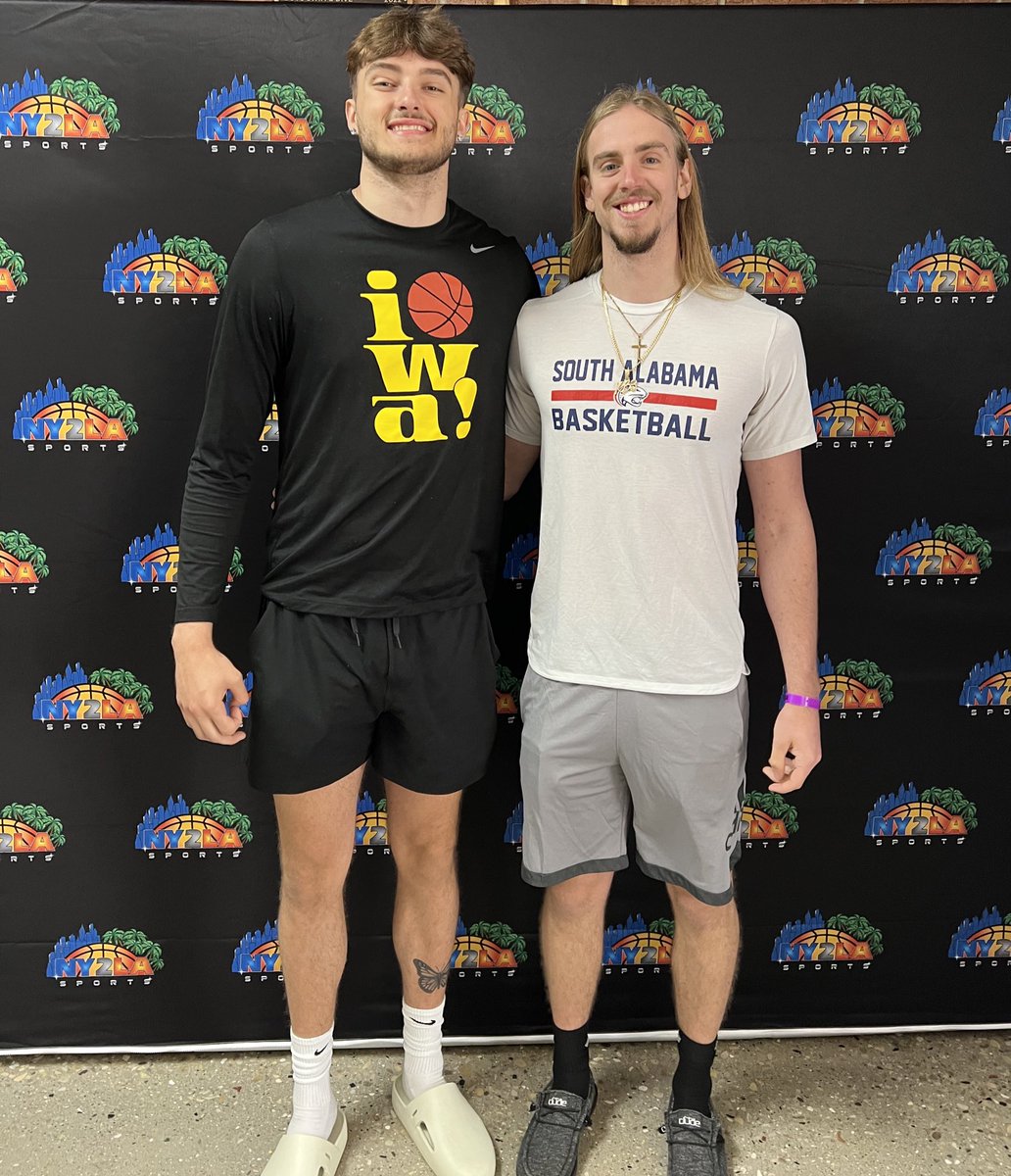 NY2LA SPORTS (@ny2lasports) on Twitter photo Alumni in the building ๐ฅ
Former <a href="/MidProAcademy/">Midwest Prospect Academy</a> standouts Owen Freeman (Iowa/Big 10 FOY) & Ethan Kizer (South Alabama) checking out <a href="/ny2labasketball/">NY2LA Basketball</a> Session 2๏ธโฃ Alumni in the building ๐ฅ
Former <a href="/MidProAcademy/">Midwest Prospect Academy</a> standouts Owen Freeman (Iowa/Big 10 FOY) & Ethan Kizer (South Alabama) checking out <a href="/ny2labasketball/">NY2LA Basketball</a> Session 2๏ธโฃ