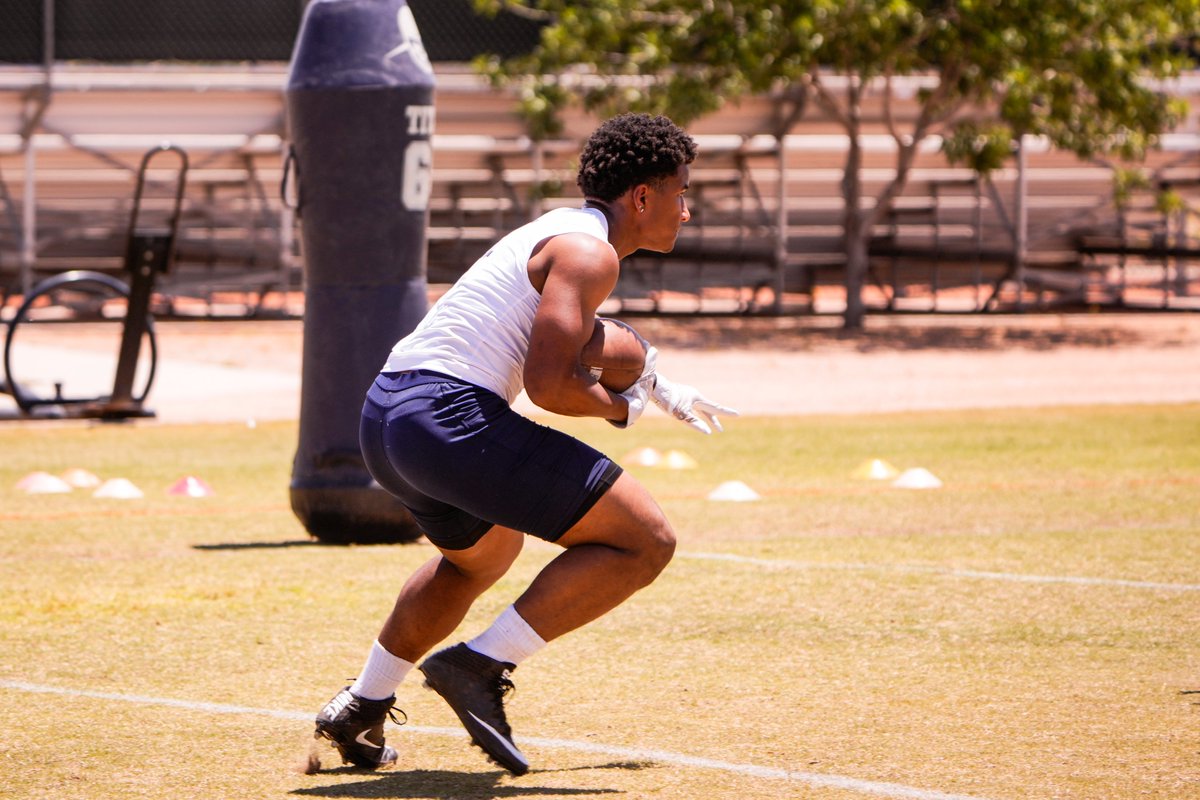 Casteel Football (@casteelfootball) on Twitter photo Offense pics from Wednesday's spring recruiting jamboree!
<a href="/CoachNewcombe/">Bobby Newcombe</a> <a href="/CasteelAthletic/">Casteel Athletics</a> <a href="/casteeltdclub/">Casteel TD Club</a> <a href="/AriannaGrainey/">Arianna Grainey</a> <a href="/ElijahBeamon7/">Elijah Beamon</a> <a href="/IsaiahLinyear/">Isaiah Linyear</a> <a href="/paulpalmer__/">Paul Palmer</a> <a href="/Bryce_Greer50/">Bryce Greer</a> <a href="/RyanObando_/">Ryan Obando</a> <a href="/JPeterson_55/">Jackson Peterson</a> <a href="/Riv56Ayala/">Arturo Ayala-Rivera</a> <a href="/BigmanVoss/">Lucas Voss |6’5” |280lbs |OL |LDS</a> Offense pics from Wednesday's spring recruiting jamboree!
<a href="/CoachNewcombe/">Bobby Newcombe</a> <a href="/CasteelAthletic/">Casteel Athletics</a> <a href="/casteeltdclub/">Casteel TD Club</a> <a href="/AriannaGrainey/">Arianna Grainey</a> <a href="/ElijahBeamon7/">Elijah Beamon</a> <a href="/IsaiahLinyear/">Isaiah Linyear</a> <a href="/paulpalmer__/">Paul Palmer</a> <a href="/Bryce_Greer50/">Bryce Greer</a> <a href="/RyanObando_/">Ryan Obando</a> <a href="/JPeterson_55/">Jackson Peterson</a> <a href="/Riv56Ayala/">Arturo Ayala-Rivera</a> <a href="/BigmanVoss/">Lucas Voss |6’5” |280lbs |OL |LDS</a>
