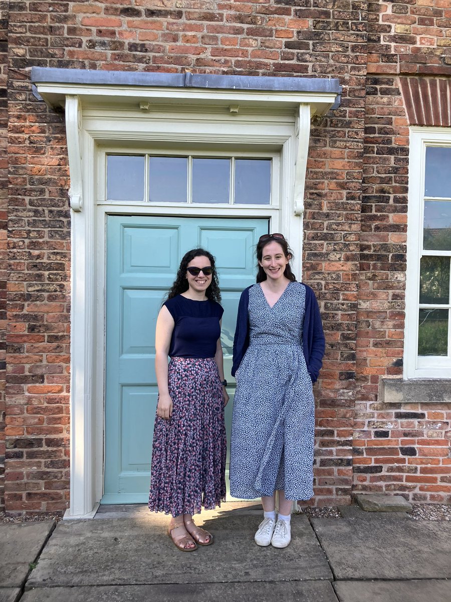 Delightful afternoon @EpworthOld with @HannahWorthen talking at the @MethodistWomen garden party about our @BritishAcademy_ funded research into women’s everyday experiences of #Methodism in Britain since 1945. Particularly lovely to meet participants in real life #covidresearch