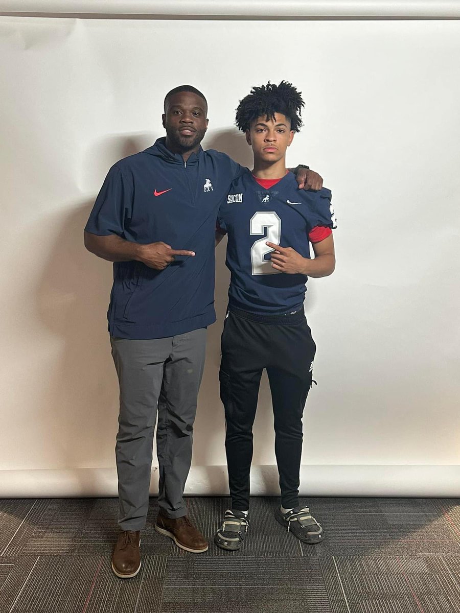 phoenixm2006's tweet image. Had A Great Visit At @SamfordFootball ! Love The Facility , Thanks To @TheChozenHump @ShawnPbostick 🐶💙 .
@Uno_Kam @CoachW74 @DexPreps @Bama2A_Football @AL_Recruiting @256Recruiting @HallTechSports1