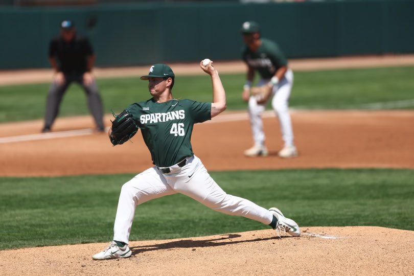 Nick Powers final #'s on Spartan Senior Day in his final appearance in the Green & White: 6.0 IP 5 H 4 R 6 K 🔥🔥🔥 👏👏👏👏👏 📸: @mmitchellphoto #GoGreen | #SpartanSeniorDay | @Nick_Powers22