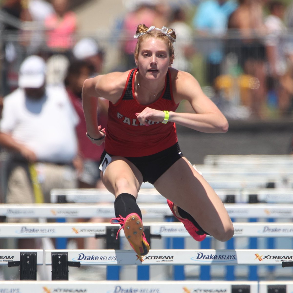 A-P senior Kinsey Mohwinkle places sixth in the 100 meter hurdles with a time of 15.77. A third State medal for Mohwinkle as her track career comes to a close #iahstrk