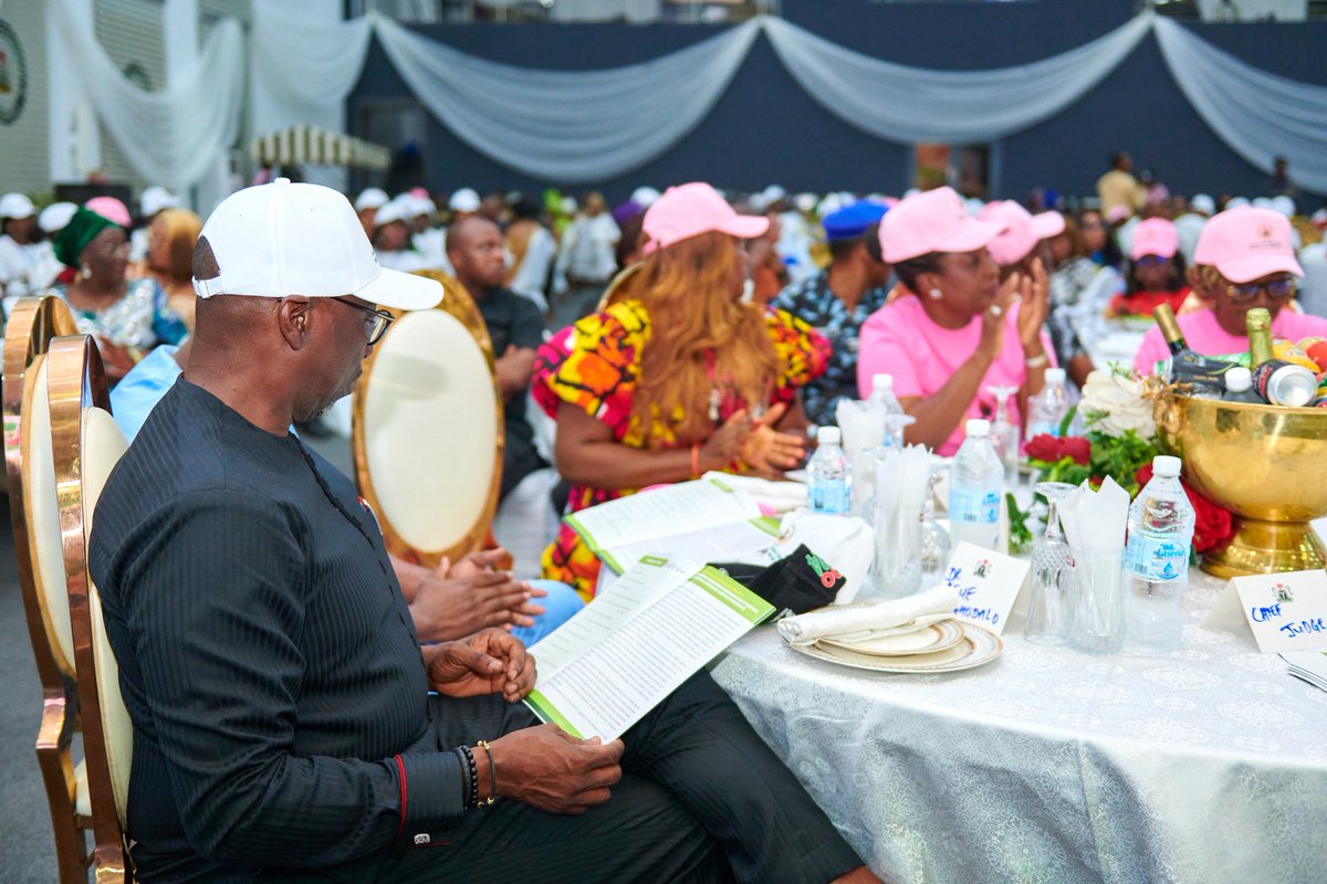 PHOTOS:

Dr. Asue Ighodalo @Aighodalo attended the closing ceremony of the Essential Newborn Care Course in Benin City. Dr Ighodalo attended alongside his running mate, Barr Osarodion Ogie.

#AsueOgie2024 #AsueIghodalo2024 #AsueIghodalo #EdoDecides #EGoDoAm #Edo2024 #AI24