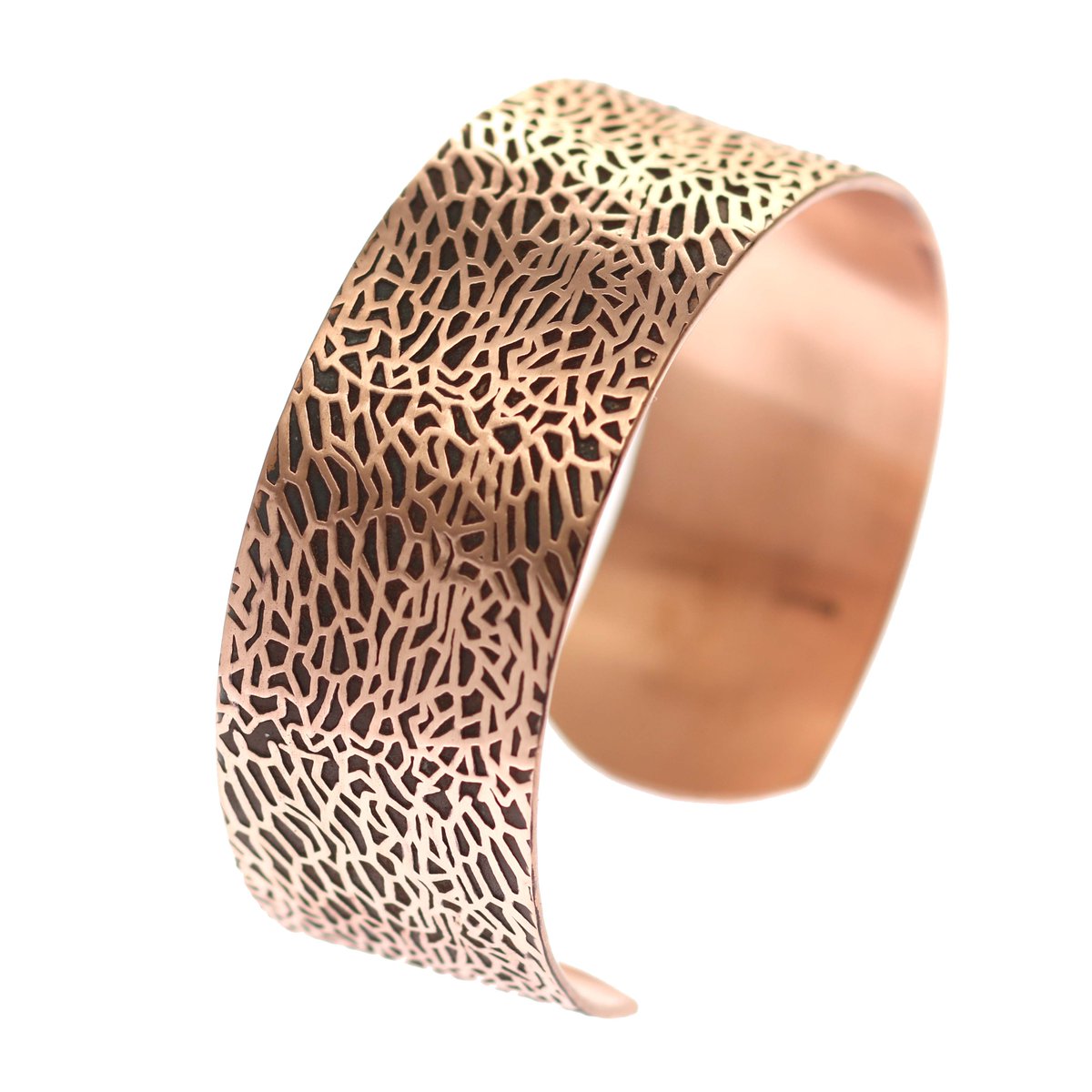 Looking for a unique, nature-inspired accessory? 🌊 Check out this Men's Embossed Sea Fan Solid Copper Cuff, 1-inch wide, for a stand-out style! 👌💎
Daily Jewelry Tips 👉🏼 @johnsbrana
#MensJewelry #CopperCuff #NatureInspired
buff.ly/3wG2wos