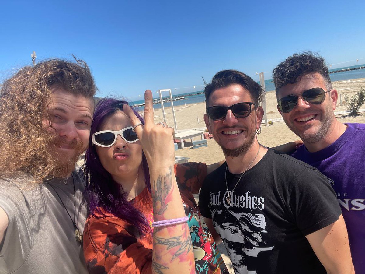 BREAK ME DOWN tweet media