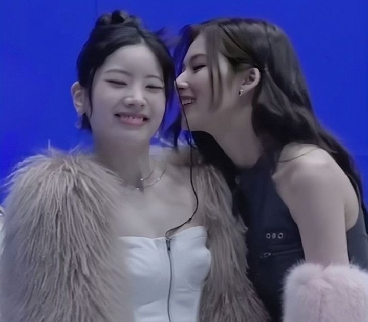 ☺️☺️ #DAHYUN #다현 #ダヒョン #金多賢 #SANA #사나 #サナ #凑崎紗 #SAIDA #TWICE