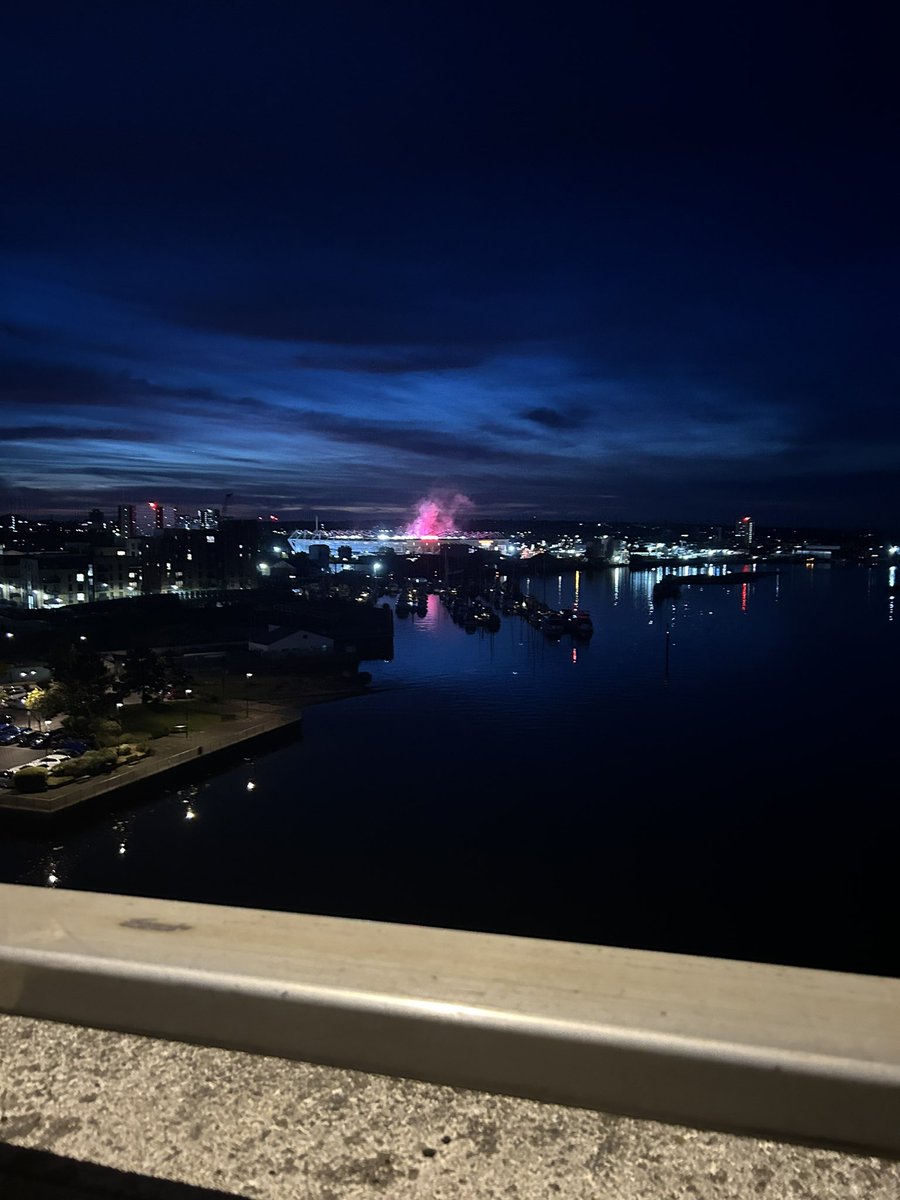 wba_matt's tweet image. Reckon southampton had any flares ?
#wba #sfc