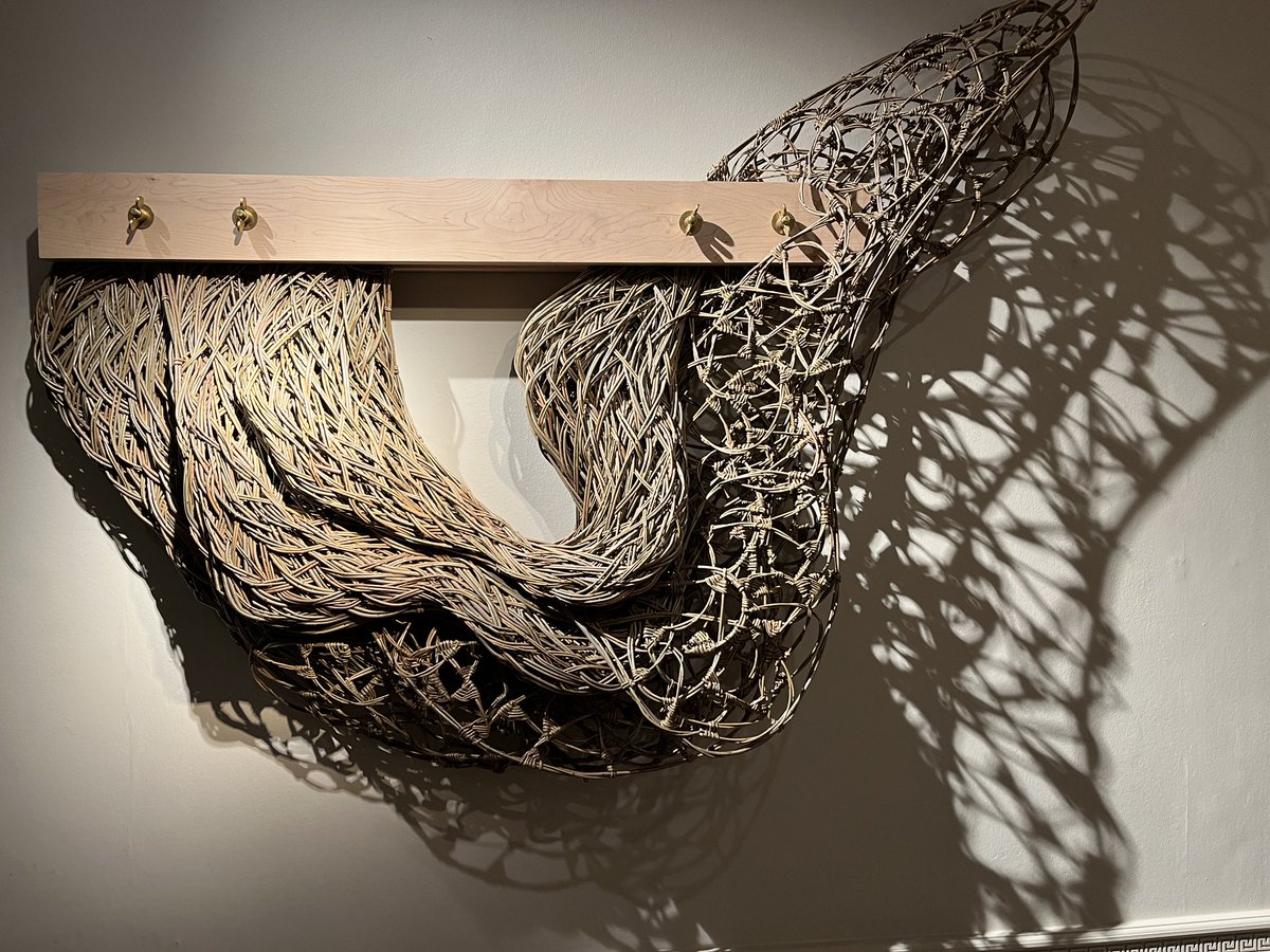 Laura Ellen Bacon tweet media