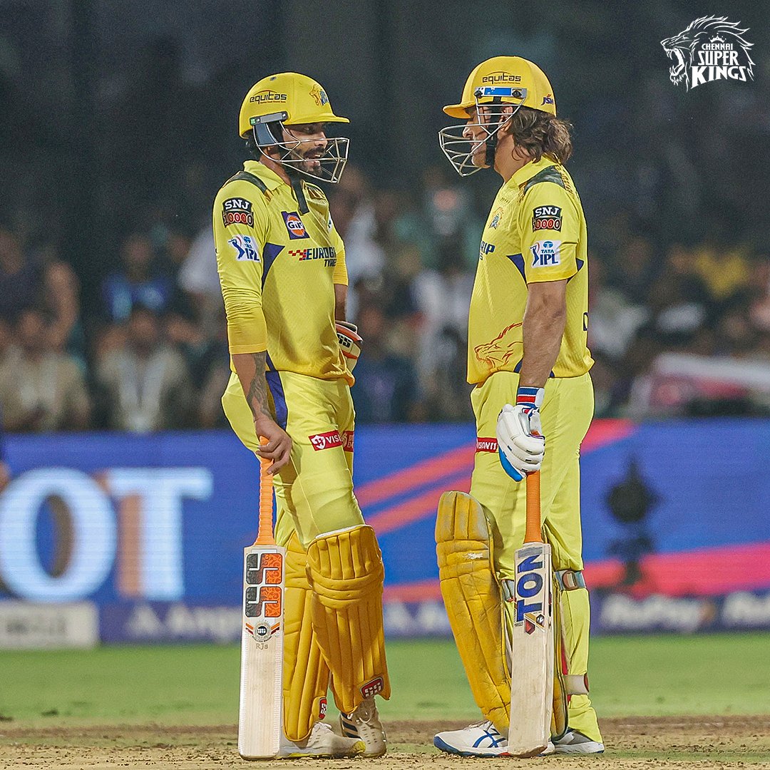 Kept us whistling till the end. 7️⃣💛8️⃣ #RCBvCSK #WhistlePodu 🦁💛