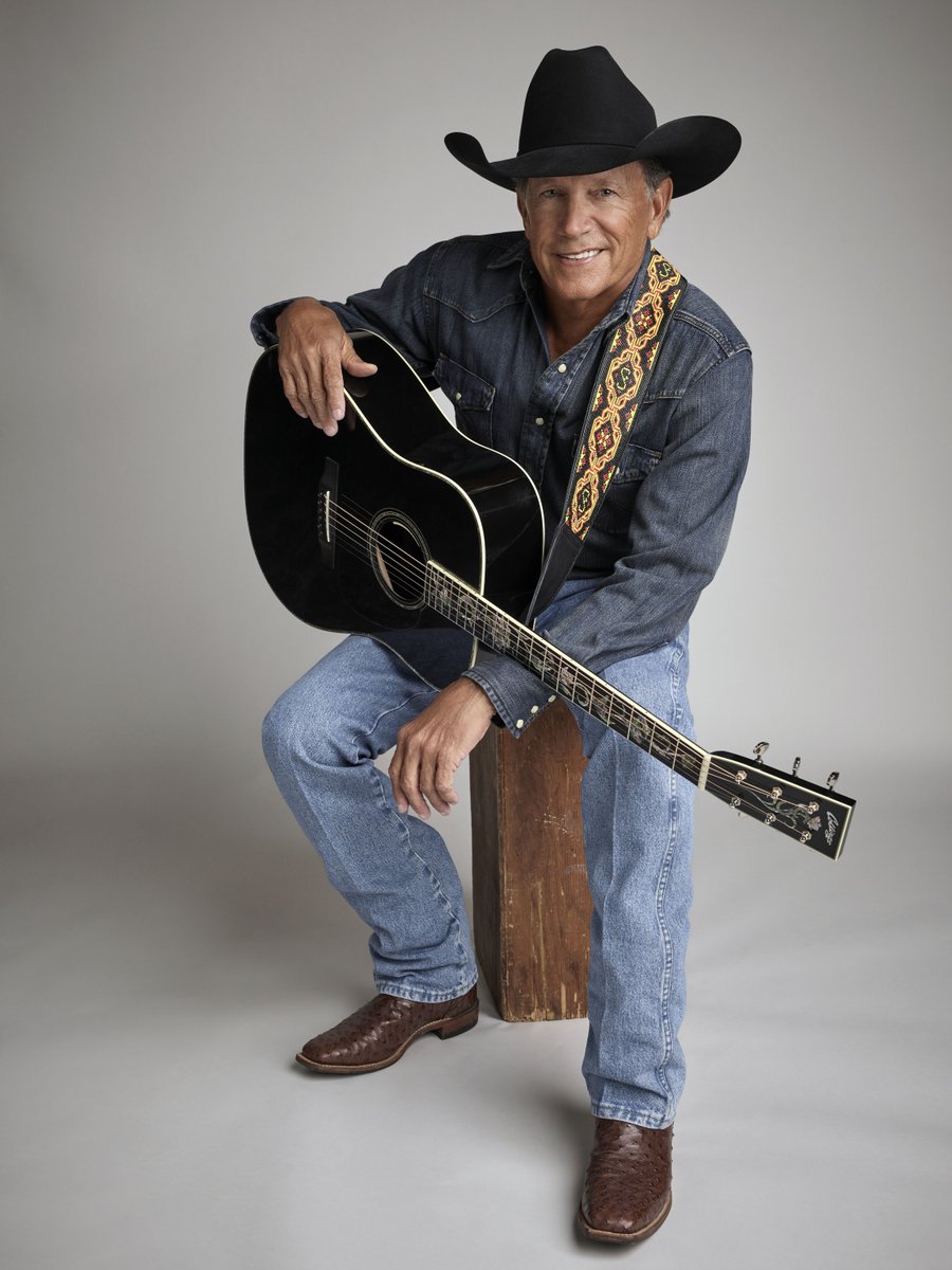 Take that A1A to where the palm trees sway, this is 'MIA Down in MIA' 🌴 Listen to @GeorgeStrait's single on Backroads: pandora.app.link/HnQ8s1XaGJb