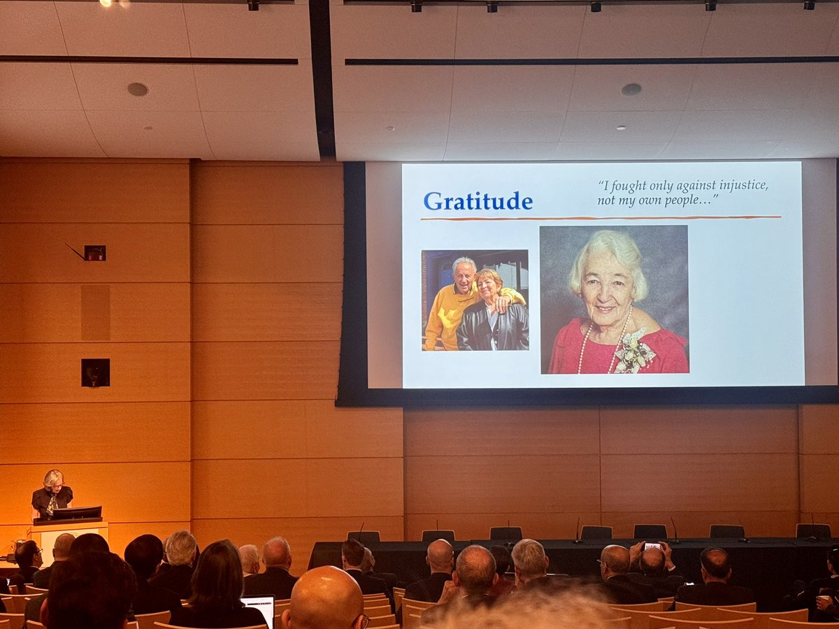 Congratulations to Dr. Deborah Benzil recognized as the @SNS_Neurosurg Distinguished Service Award. Still shattering glass ceilings as the first #woman recipient. 🧠⚕️👩🏻‍⚕️#SNS2024