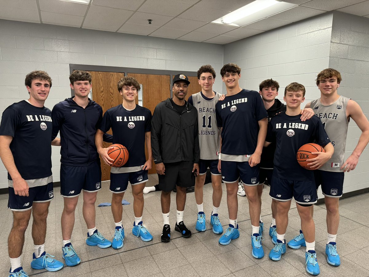 The boys got an opportunity to meet former NBA player Jeff Teague today before our game at Pike High School.