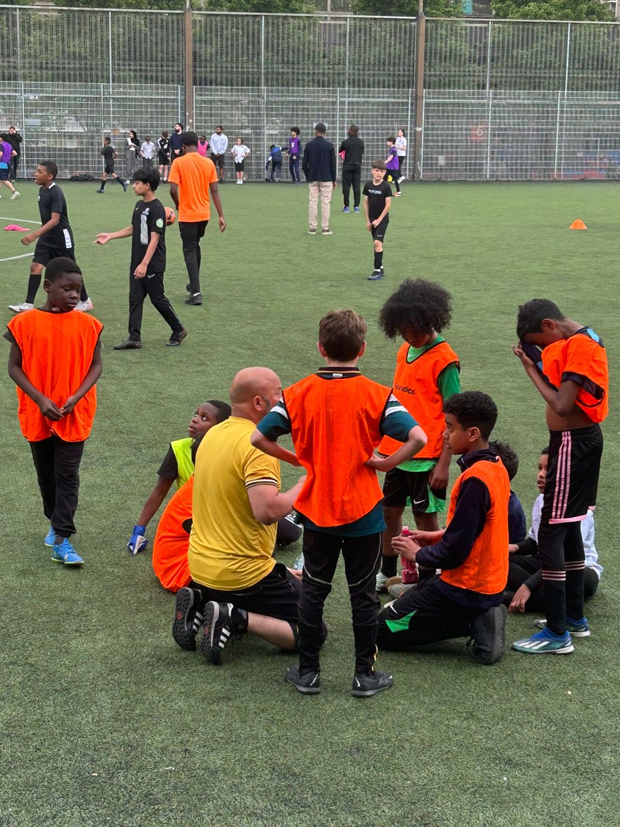 Dalgarnoschool's tweet photo. Congratulations to all the players of DSS FC for how well they played in the football league at Westway  Sports  centre 6-2 Against optimum I would also like to thank the coach and all the parents for all there support they have given us thank you https://t.co/KdhU6mx9YA