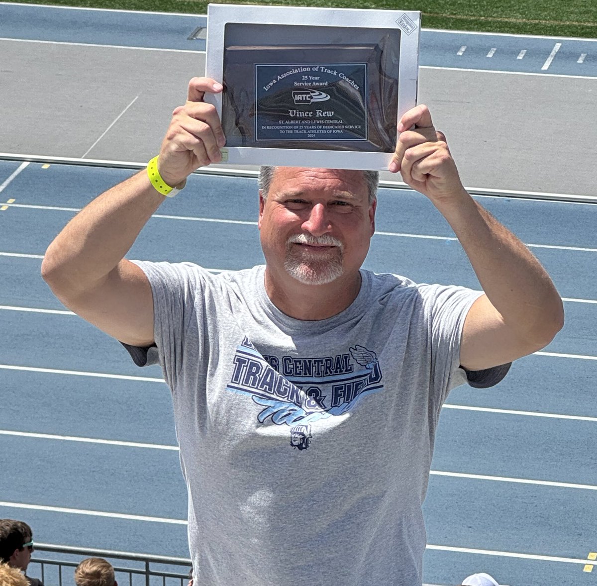 LCHStrack's tweet image. Coach Vince Rew receiving his 25 years of being a track coach award.