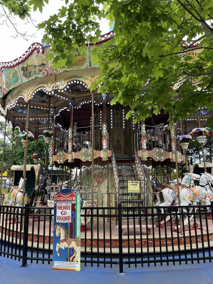 We always love visiting a park for the first time and in our NEW vlog we experience Adventureland Long Island in New York. We share on ride POV’s along with some funny moments in our latest video 🤣 Watch here ➡️ youtu.be/OoNXBA6MwTM?si…