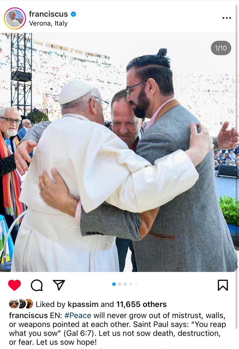 These are the words @Pontifex shared with @maozinon and I when we met him this morning at Arena di Pace in Verona. His Holiness welcomed us, prayed with us, and showed true leadership. We will forever be grateful for his support.