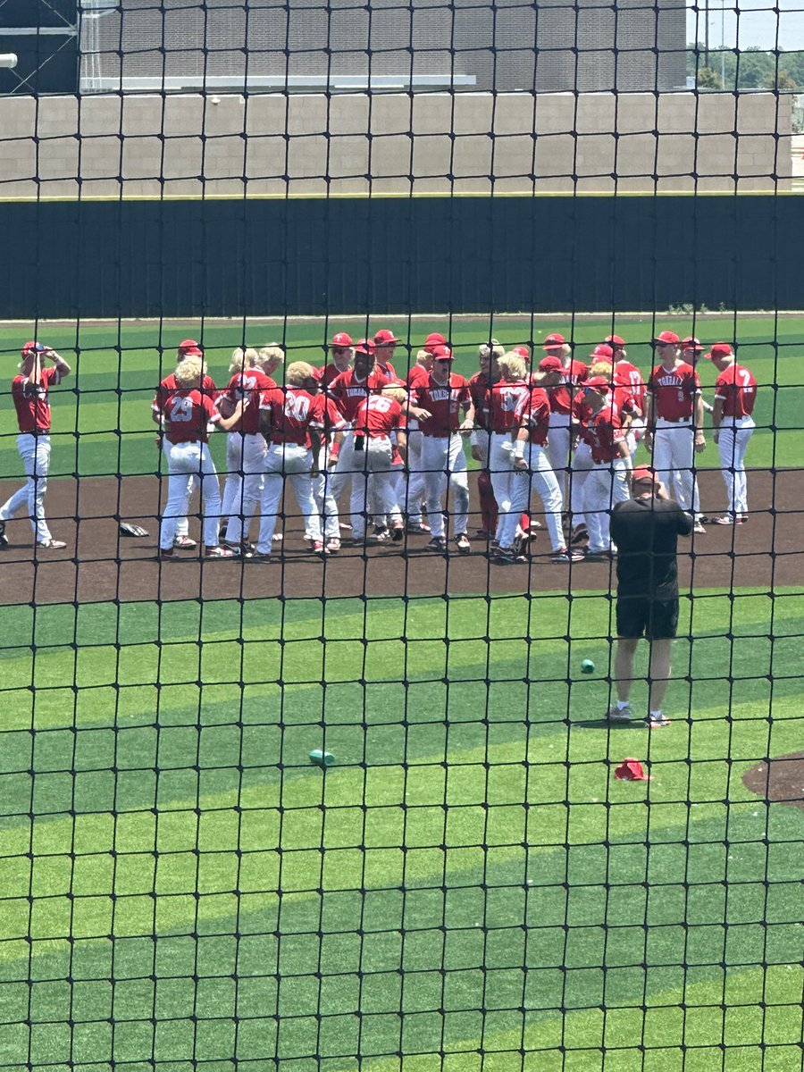 Coogs sweep Willis in 2 and on to the Regional Semifinals they go!!! Congrats to all the coaches and players.