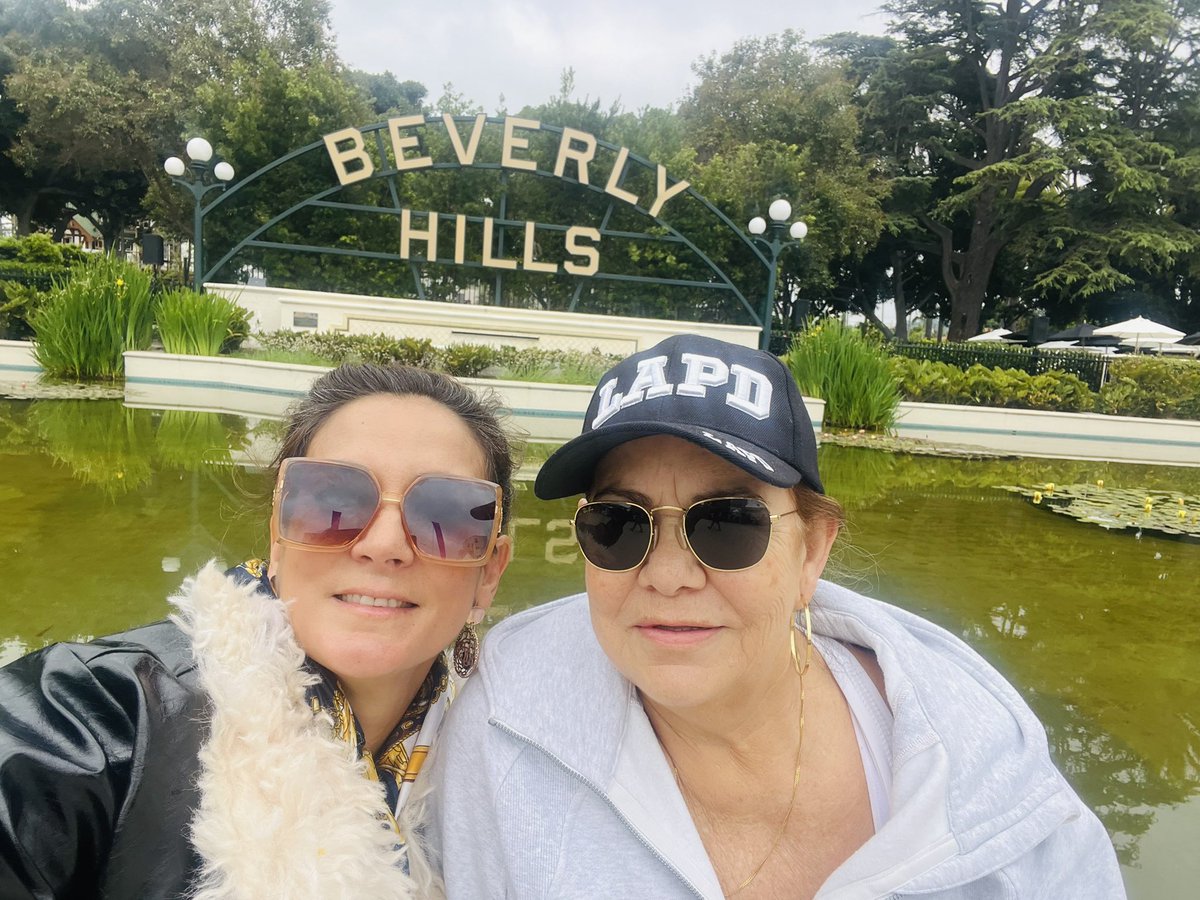 #HappyBirthday to my incredible mom, a true artist! 🎨✨Your creativity and passion have always been a guiding light. Today, we celebrate your birthday and beauty you bring to the world through your art. Here's to many more years of creativity! #ArtistMom #beverlyhillsartshow