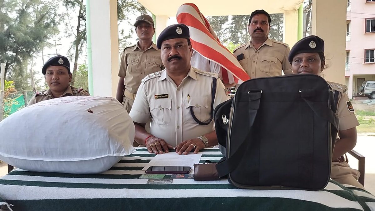In a dramatic turn of event, during naka checking at Inter State Boarder, Talsari Marine PS, Balasore has seized 8.980 KG Contraband Ganja from the exclusive & conscious possession from a person in an airbag. Accd. person has been arrested & further follow-up action is going on.