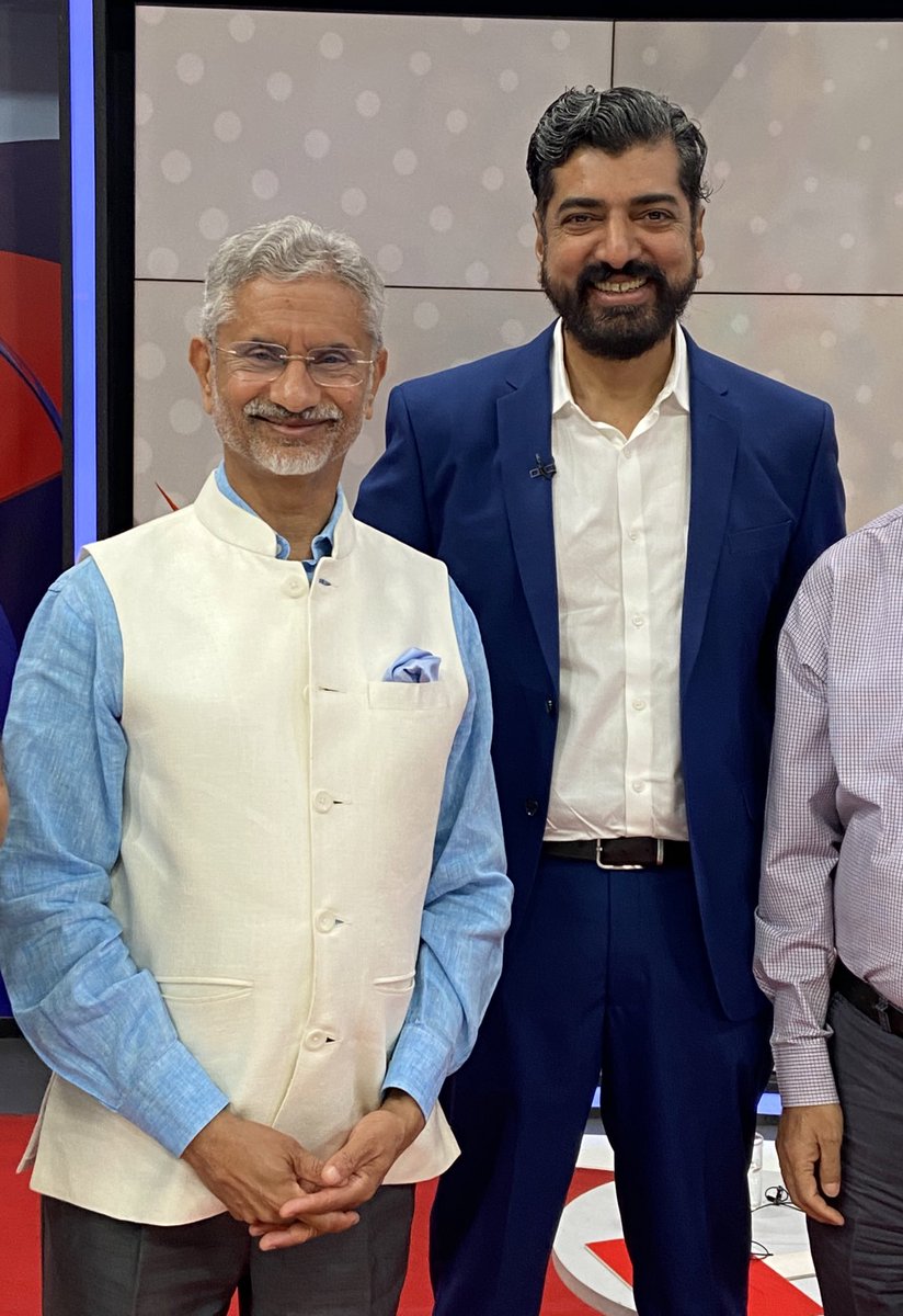 Did the US dial India to avert N-weapon use in #RussiaUkrainewar? What’s India’s POA for #PoK ? Big revelations on @TV9Bharatvarsh tomorrow- 9.50 am with Dr @DrSJaishankar with 5 Editors on @nishantchat’s show with @kartikeya_1975 @ManishJhaTweets.