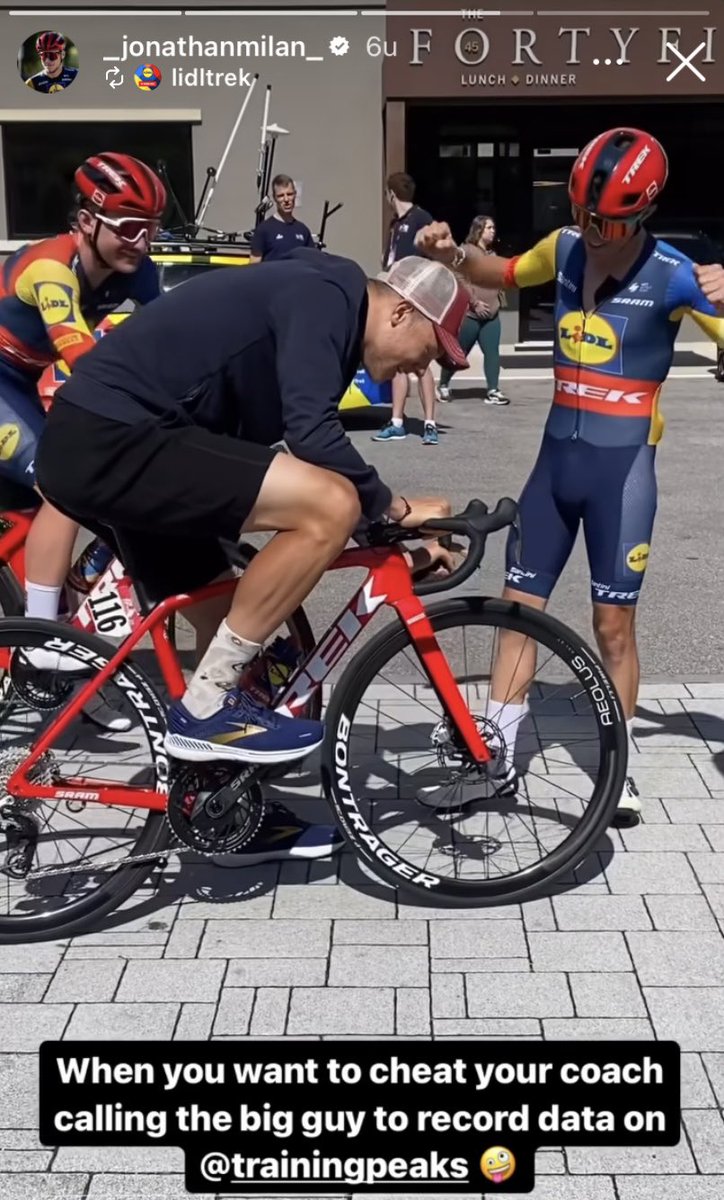 Milan on the bike of López is a sight to behold! 😂😂 #GirodItalia #LidlTrek