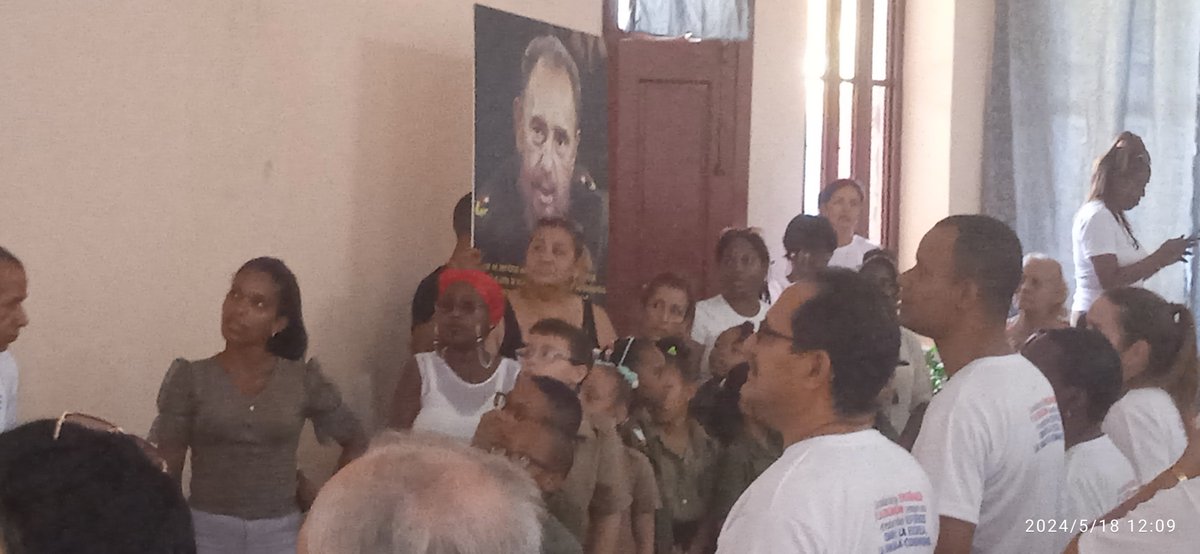 Las  familias, los educandos y educadores de la #educacionespecial presentes  en la 3era sesión de trabajo del Seminario Provincial de #Educación en #SantiagoDeCuba