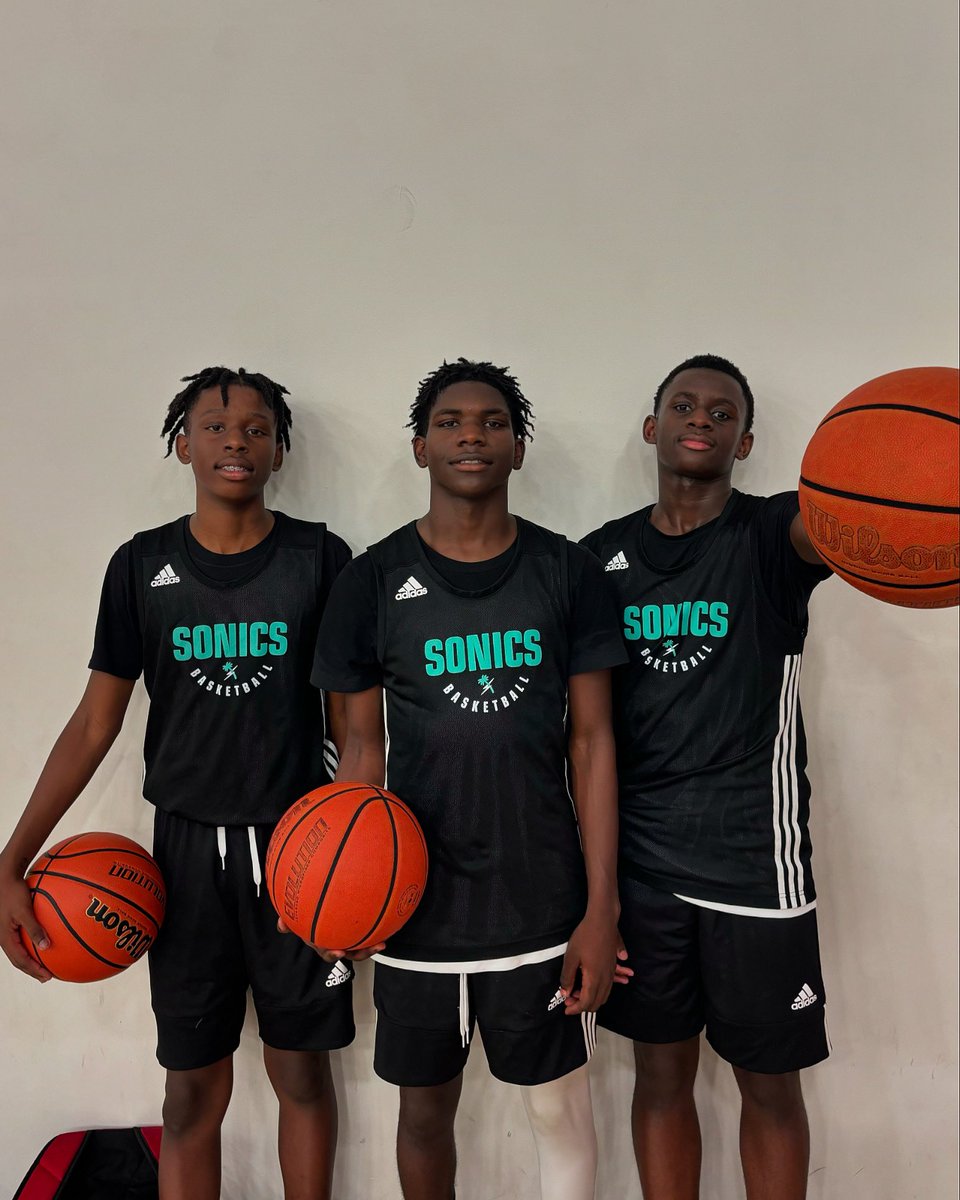 sfsonics's tweet image. South Florida Sonics 15u with a 45-16 W 😤

Devin Charles with an impressive 25 points, Orren Taylor added 9 points, and James Coissy with 7 points. #SonicGang // #BounceBack