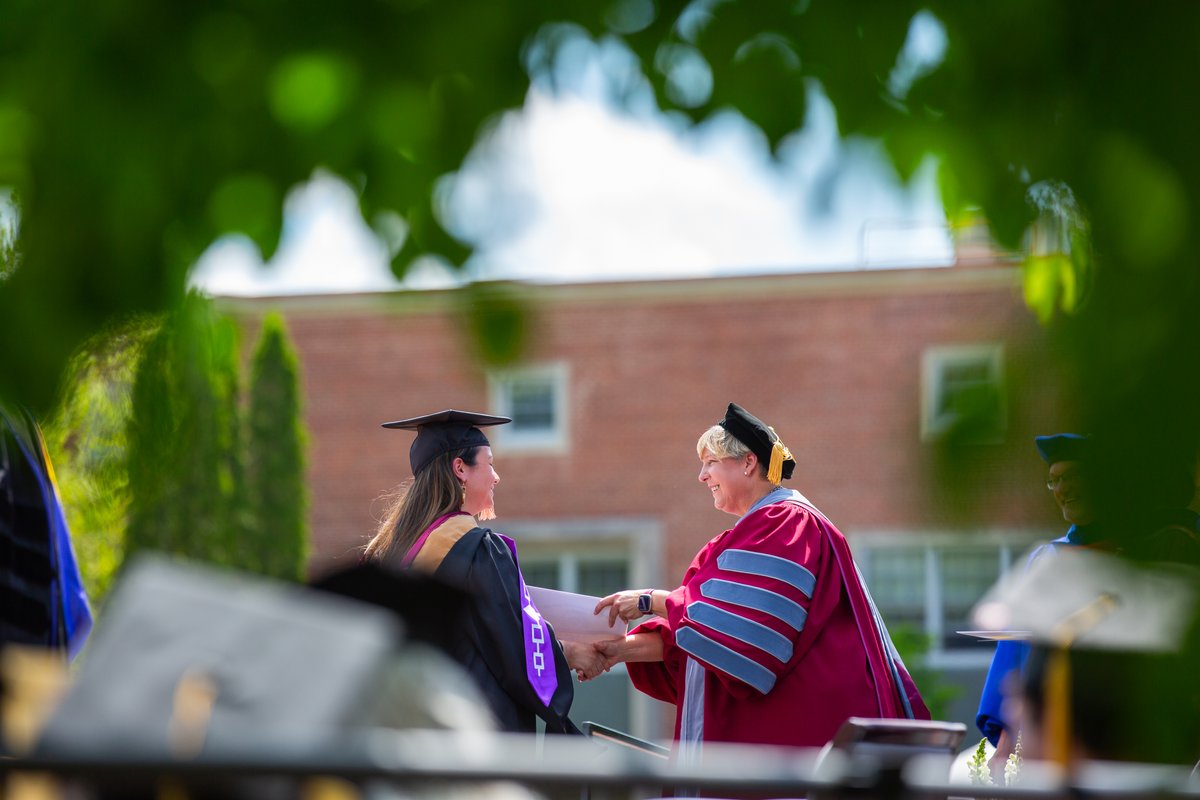 The Class of 2024 has crossed the stage and turned their tassels! 🎓🥳🎉 What an amazing day on campus, congratulations to all of our grads!
🔗 More info about the big day: bit.ly/4bHNMEC