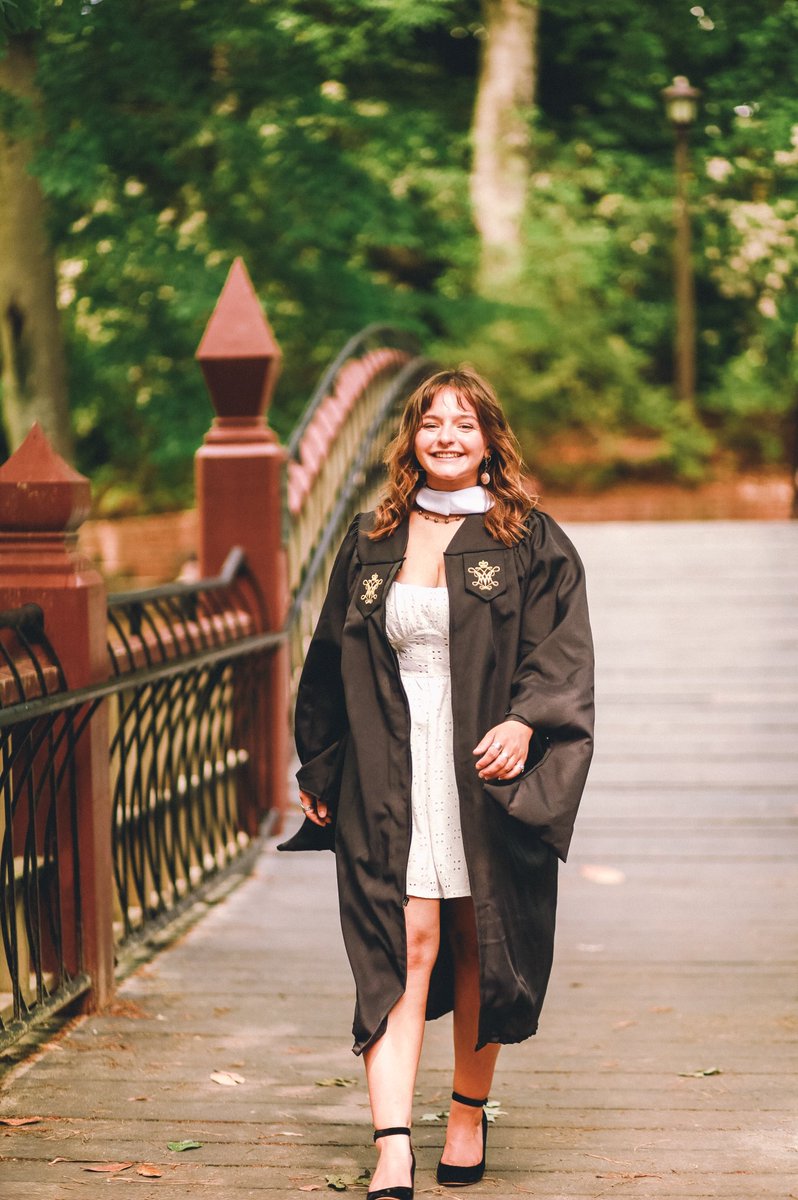 already posted but now I have my official grad pics back teehee