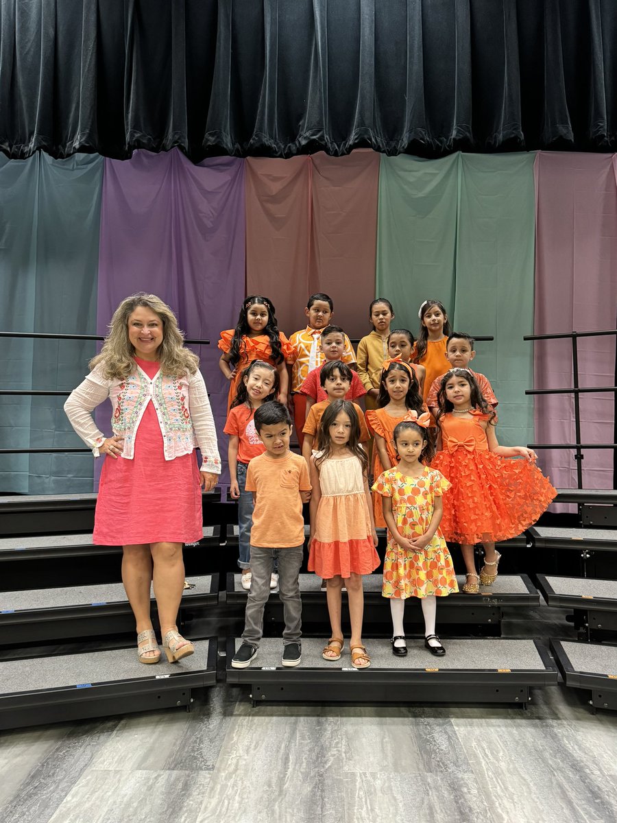 Our Kindergarten End Of Year Program was Perfect! They have grown so much…I’m going to miss them a lot. The future is bright. <a href="/HumbleISD_OFE/">Oak Forest Elementary</a>