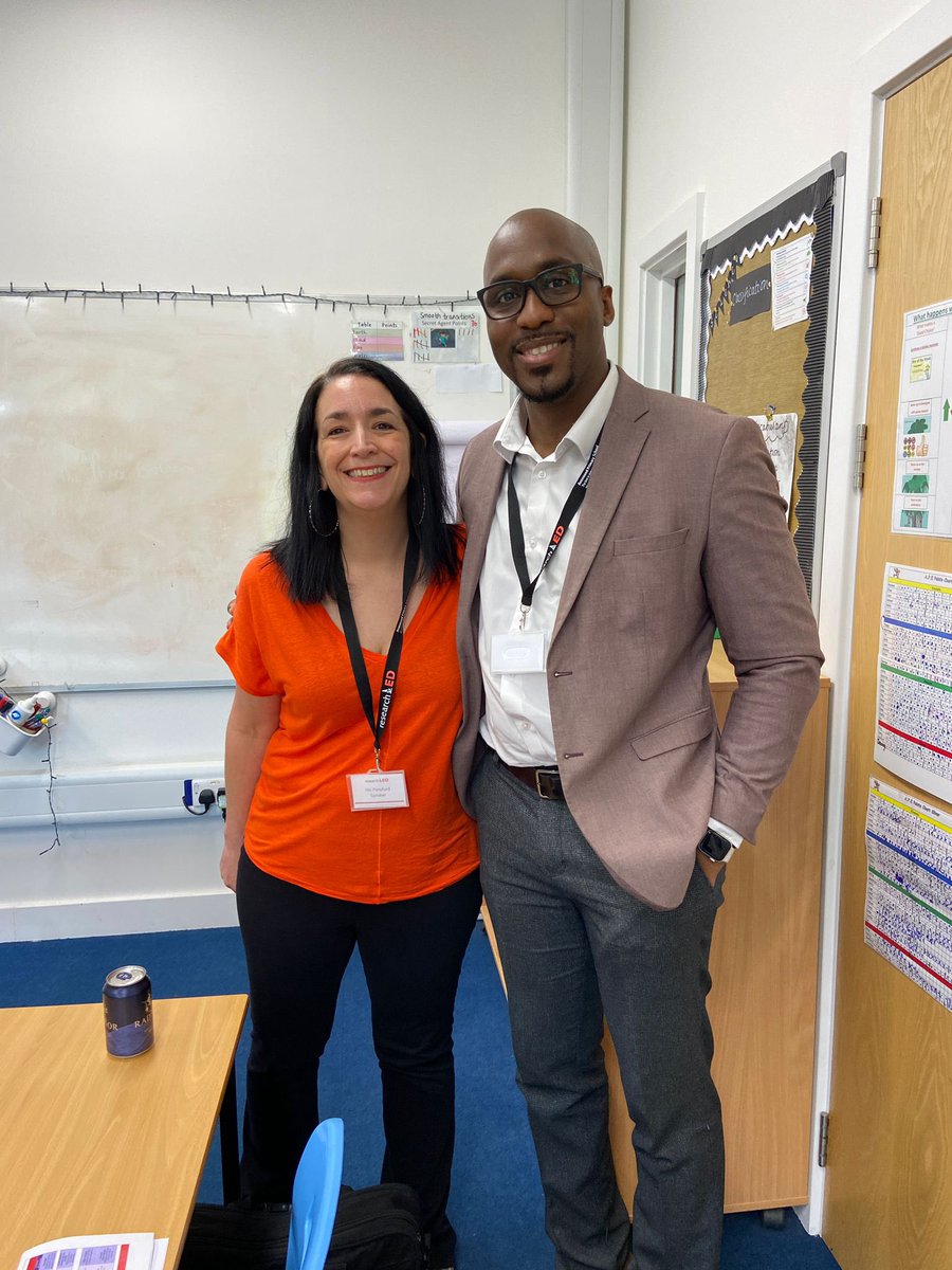 Super cool being in the same <a href="/researchEDBmth/">researchEDBournemouth</a> #edtech strand as this superstar!

Brilliant session on #AI with awesome participation from the full room <a href="/osistechtips/">Osi Ejiofor</a> 🤩🫶🤩

Thanks <a href="/researchEdhome/">researchEDHome</a> <a href="/AvonwoodDeputy/">Mr JT</a> <a href="/AvonwoodHead/">Mr Jackson</a> 🙌💻💫🔥