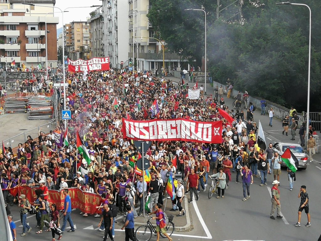 #gkn è il cuore di Firenze. Oggi manifestazione a difesa della fabbrica e del progetto di reindustrializzazione degli operai 🌹