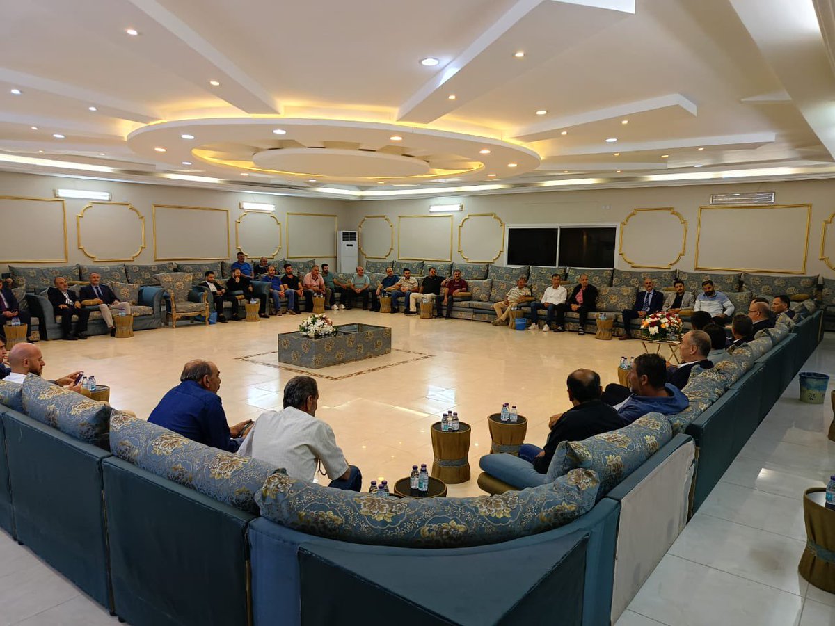 emrullahisler's tweet photo. 📍Abha

Bugünkü Abha ziyaretimde; burada çeşitli sektörlerde çalışan vatandaşlarımızla bir araya gelerek keyifli bir sohbet gerçekleştirdik.

Misafirperverlikleri ve hoşsohbetleri dolayısıyla kendilerine çok teşekkür ediyorum.🇹🇷🇸🇦 https://t.co/UYaLyRmRWb