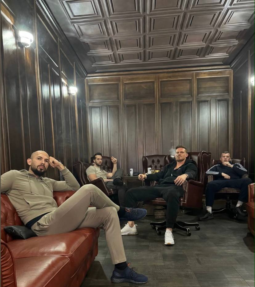trwhost's tweet photo. I make sure absolutely everybody I associate with wins in every possible way. 

Or I don’t associate with them at all.

All my friends and soldiers get richer and richer.

-Tate https://t.co/ThRKjJw5pn
