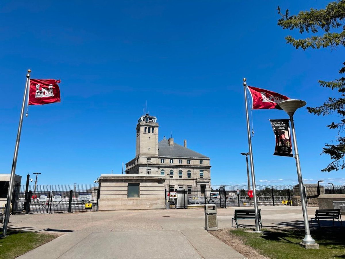 It's a gorgeous day to visit the Soo Locks Park! The Park is now open 9 a.m. - 9 p.m. and the Soo Locks Visitors Center 10 a.m. - 7 p.m. #ilovethesoo