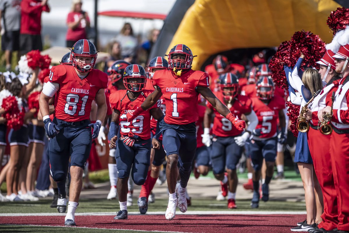 After a great camp and conversation with @Coach_MasonWOT I’m blessed to receive an offer from Saginaw Valley State University! @rbrady1313 @CoachBryan13 @CoachMacCarruth @CoachDLew20 @TrambleJoe @JerroldKingSMSB @CoachBlackwell_ @EverettVikingFB