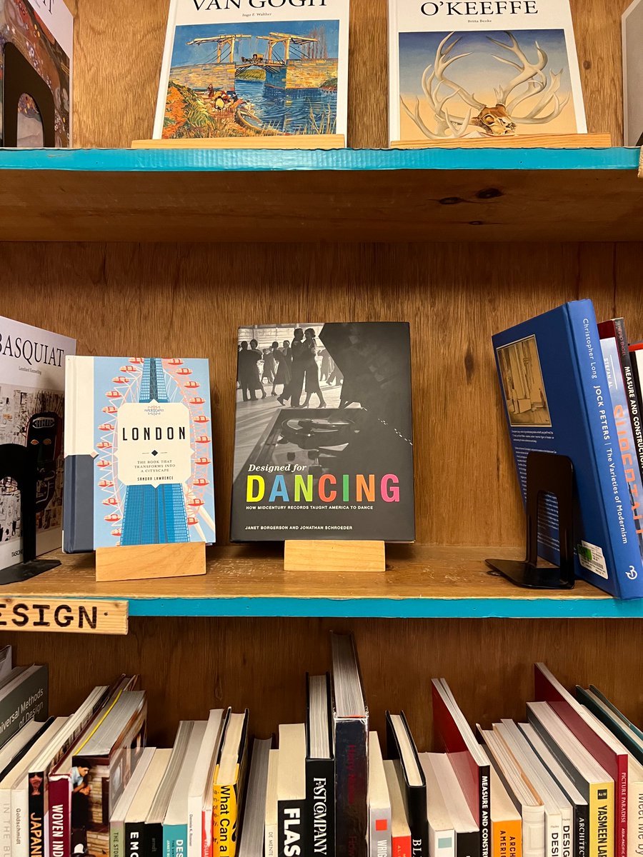 Crow Bookshop in Burlington VT has such a great representation of university press books. Wonderful to see @ainissaramirez and @LeeCMcIntyre and so many others. @mitpress